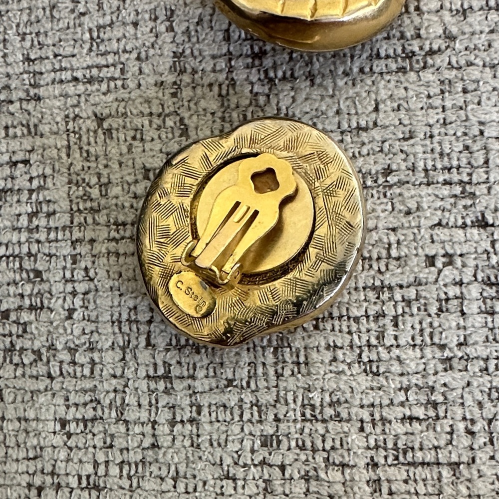 Gold Leaf Clip-On Earrings - Picture 3 of 6